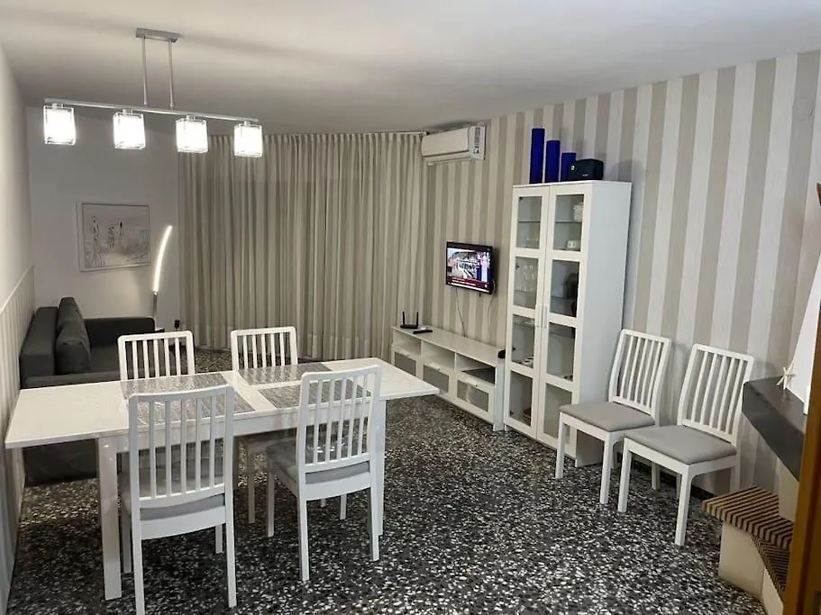 アパート Apartamento Deluxe 7Pax - Cap サロウ スペイン